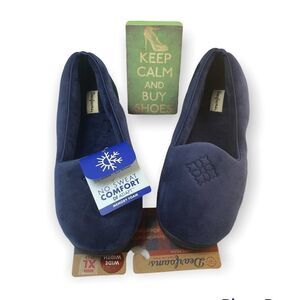 Dreamfoams NWT Sz Wide XL Blue Slippers